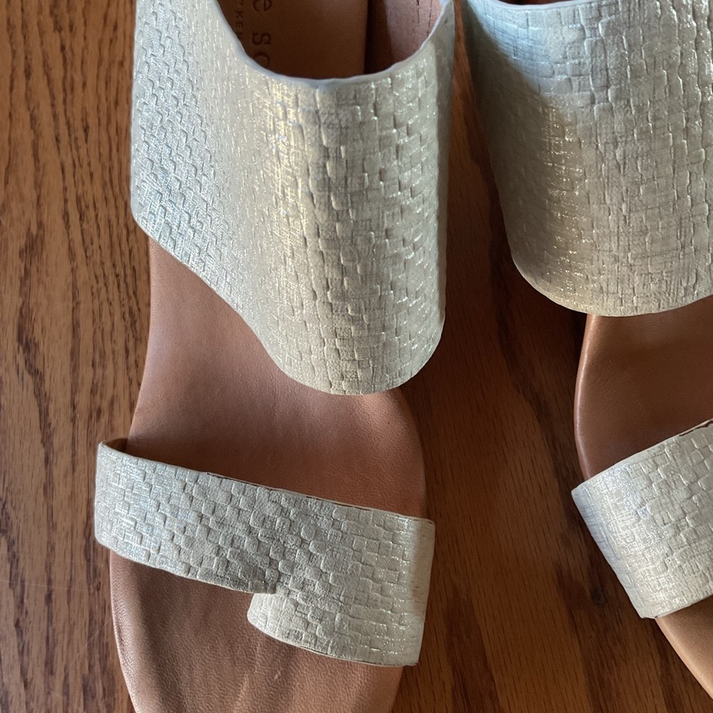 Kenneth Cole Gentle Souls Elegant White Sandals size 10 - Picture 8 of 9